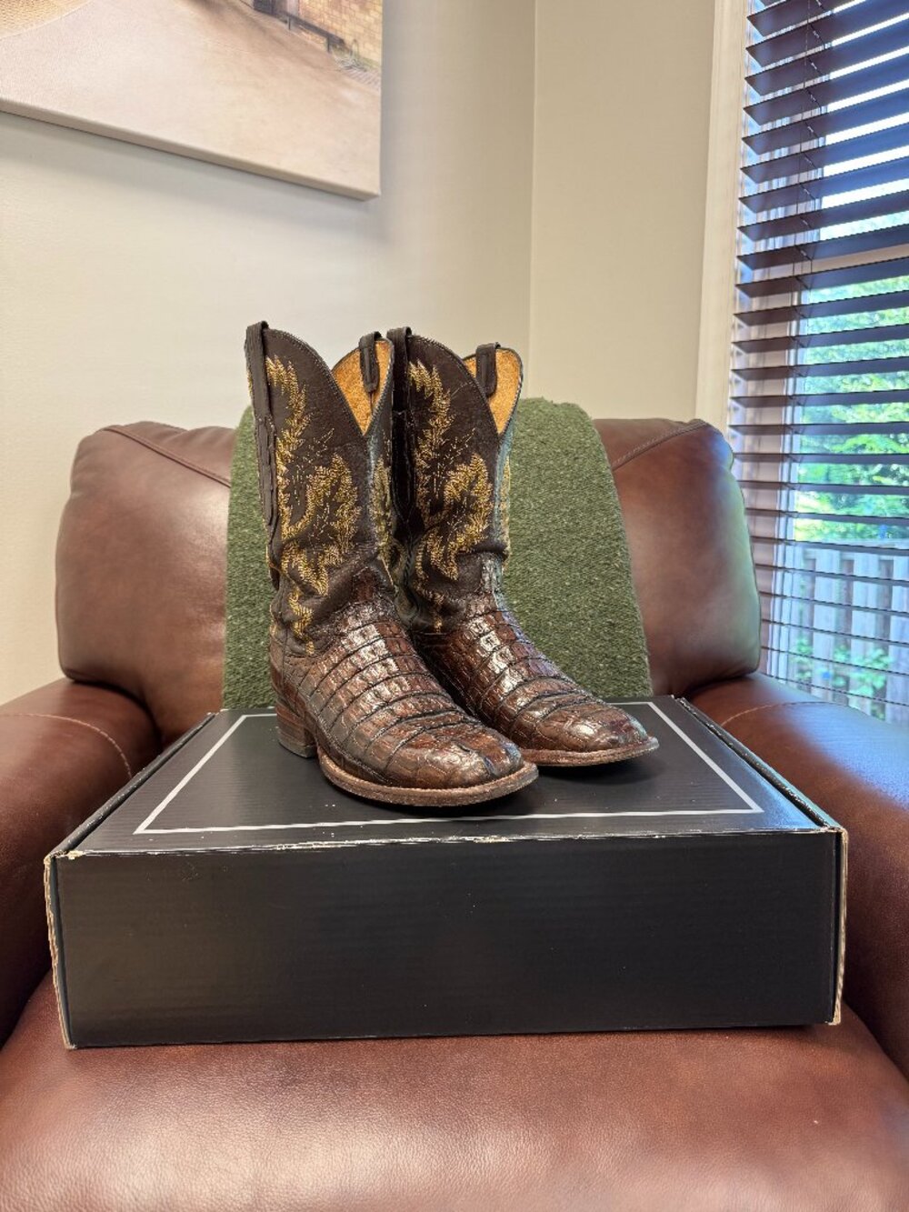 Lucchese CL8729 Men’s 8D Genuine Caiman Exotic Cowboy Boots Brown